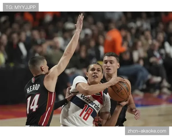 热火123-111击败鹈鹕，阿德巴约27分14篮板统治内线率队止颓